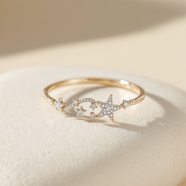 Petite White Gold Star Ring