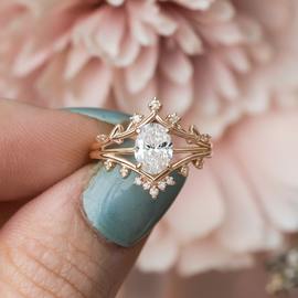 Oval Vine Ring